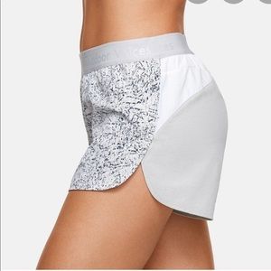 Outdoor voices lightspeed run short